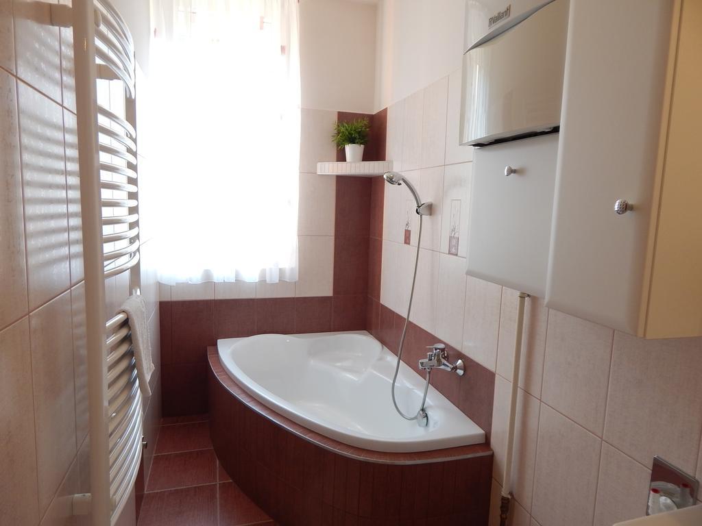 Boros Apartman Kőszeg المظهر الخارجي الصورة